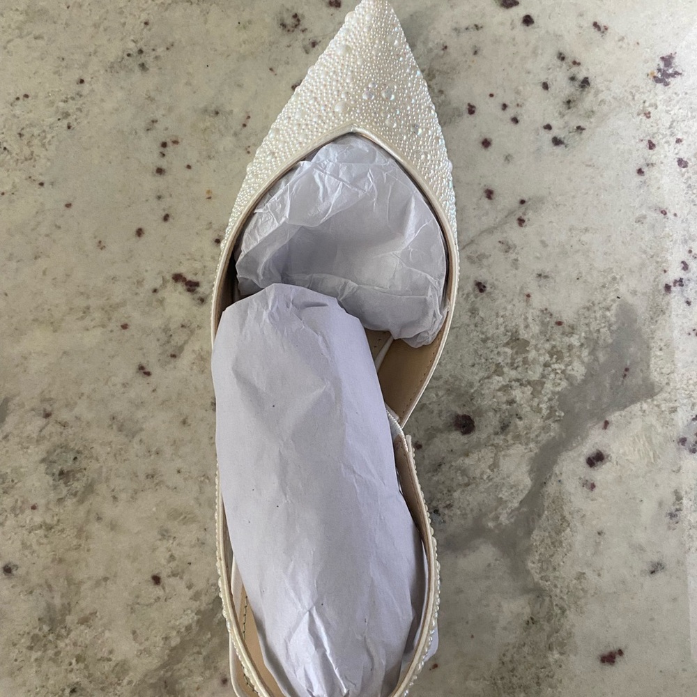 New Betsey Johnson Pearl Flats 6.5